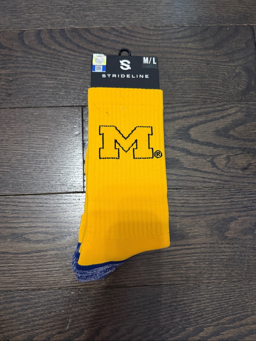 Strideline Men’s Maize Athletic Crew Socks - M/L